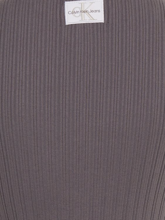 není fotka Badge šaty Ženy