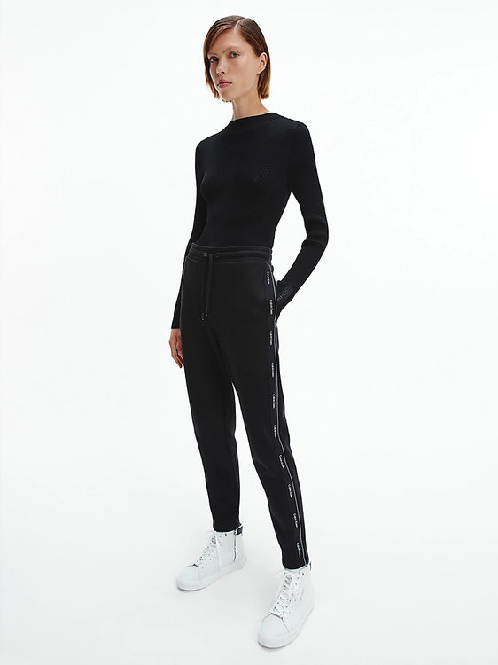 Kotníkové tenisky Bílá barva Ženy 1