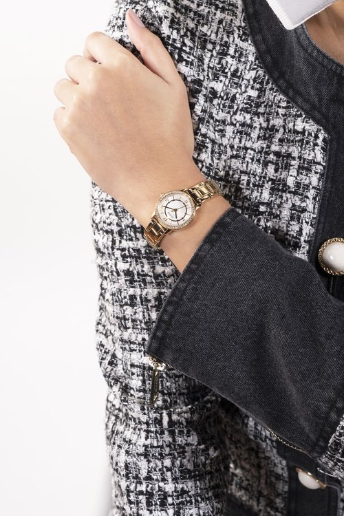 Guess – Melody hodinky, Zlatá barva 1