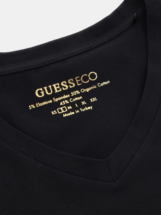 Černá barva, Leo Triangle triko