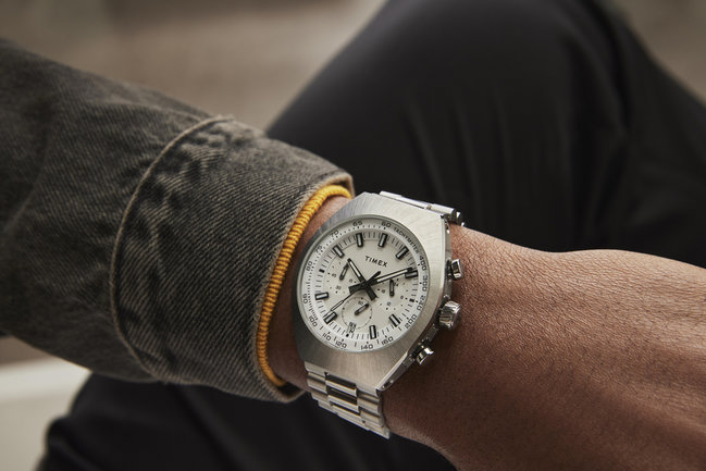 Stříbrná barva, Legacy hodinky