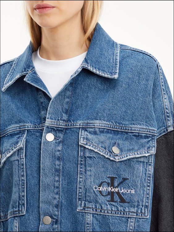 Módní J20J220236-1BJ bunda denim, 2023