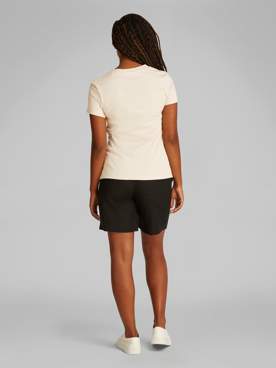 Módní J20J225252-AEA triko s/s, 2025