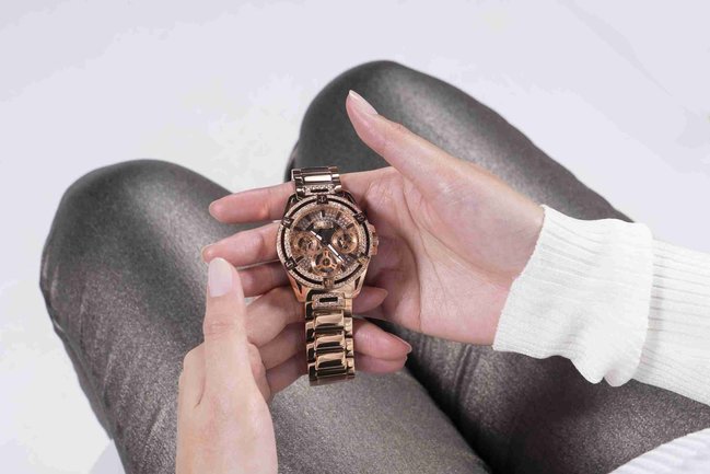 GW0464L3-Rose Gold Tone HODINKY Ženy 1