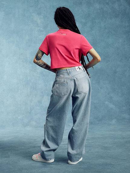 Módní Logo crop tričko, Růžová barva, 2022