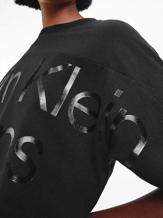 Módní Shiny triko, Černá barva, 2023