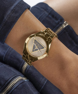 GUESS, Zlatá barva Tri Plaque hodinky