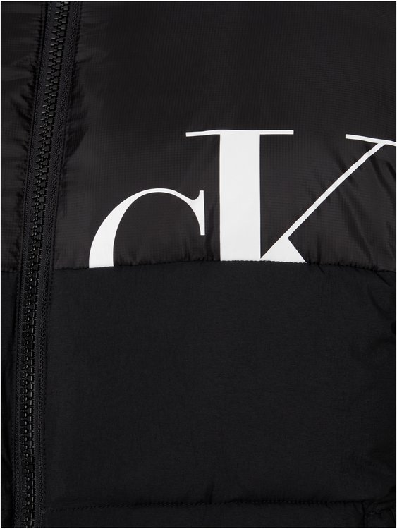 J30J321973-BEH bunda Muži