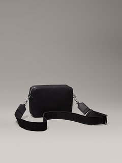 Luxusní CK Must Small crossbody, Černá barva, OS