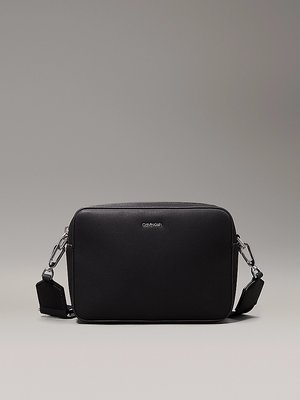 Calvin Klein Jeans – CK Must Small crossbody, Černá barva