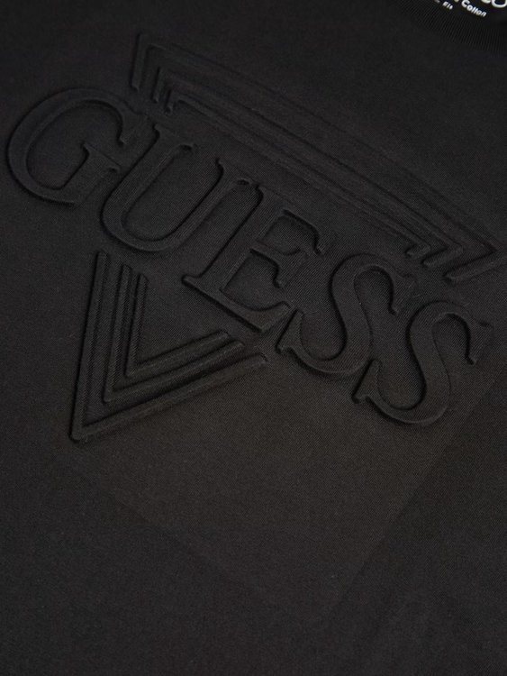 Černá barva, Embossed triko