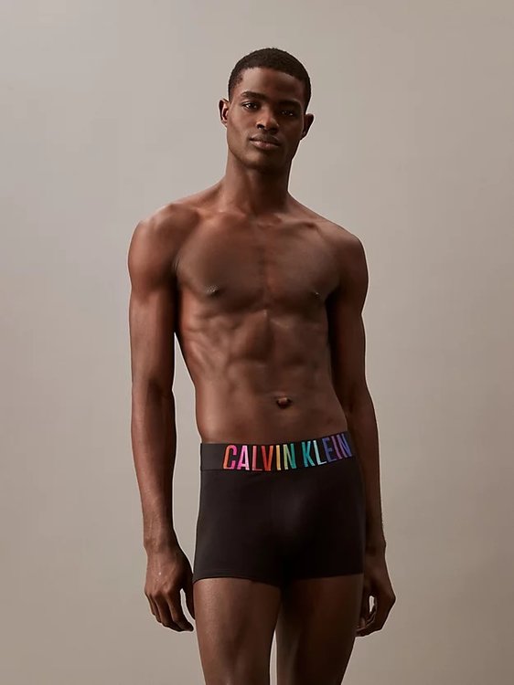 Calvin Klein Underwear – Pride Cotton boxery, Černá barva