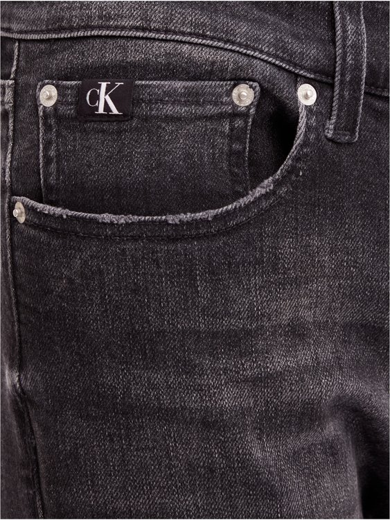 Luxusní J30J321018-1BY jeans