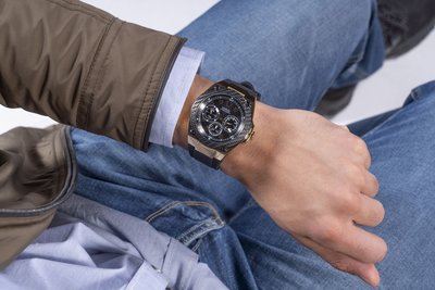 Hodinky Legacy – Guess, Černá, Zlatá barva Muži 2