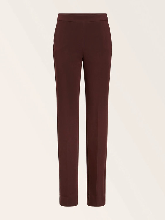 Bordó barva, Sally kalhoty