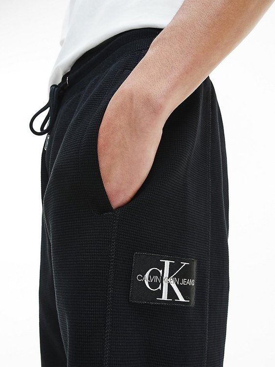 Luxusní J30J317986-BEH šortky