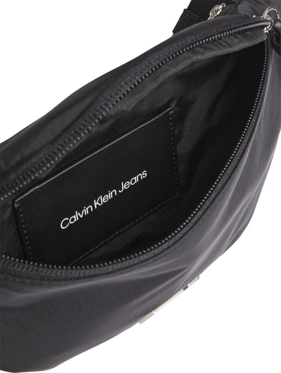 Módní není fotka  K60K608956-BDS ledvinka, 2022