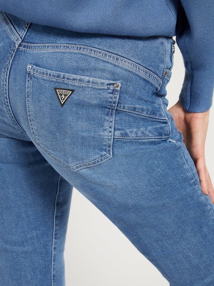 Guess, Modrá barva Skinny fit jeans