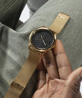 GUESS – Reputation hodinky, Černá, Zlatá barva 1