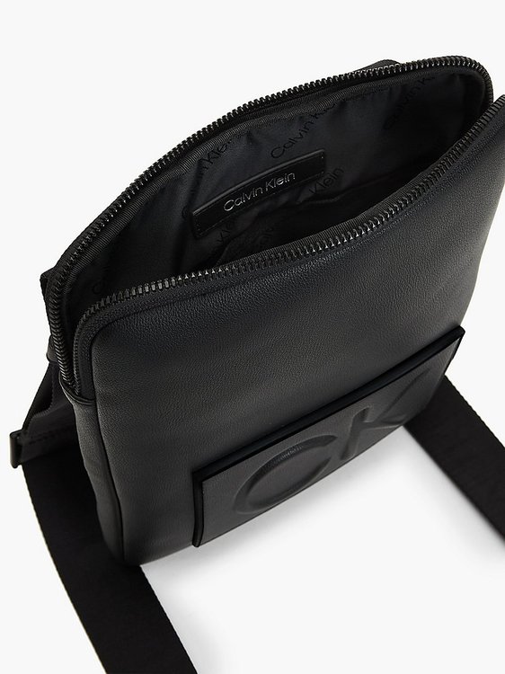 Módní K50K508153-BAX crossbody, 2022