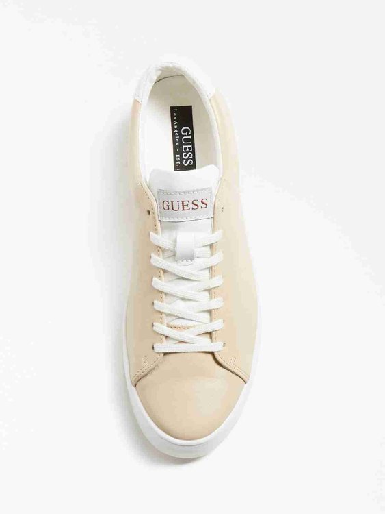 Guess, Béžová barva Patricia sneakers