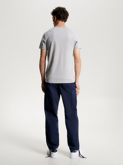 Módní Monotype Chest triko, Šedá barva, 2023