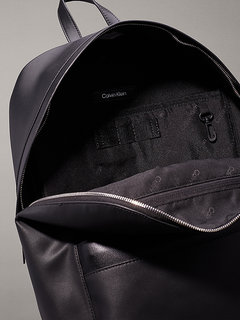 CK Round batoh Černá barva Muži