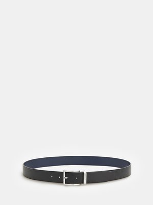 Certosa Saffiano pásek – GUESS, Černá, Navy barva Muži