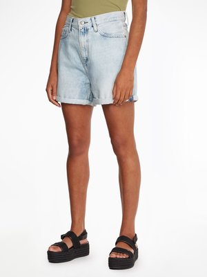 J20J218506-1AA šortky