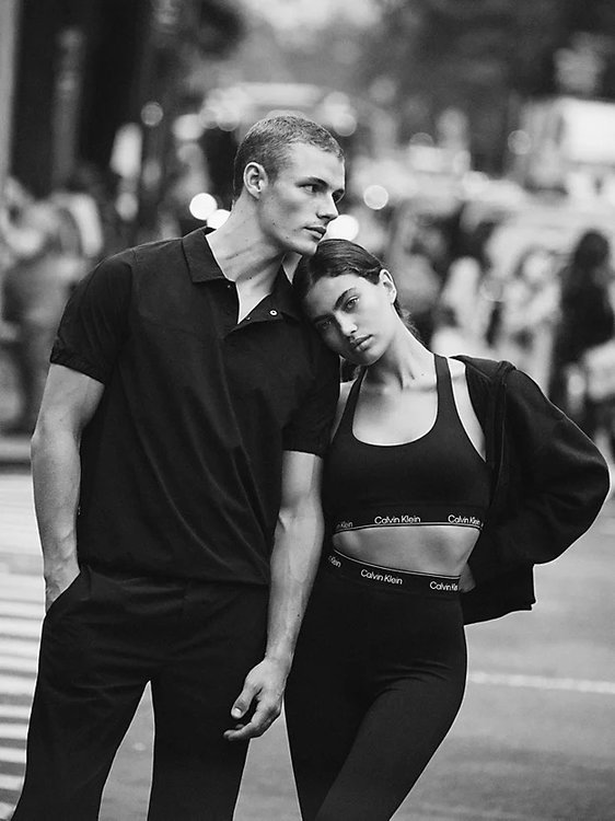 Černá barva, Full Zip mikina