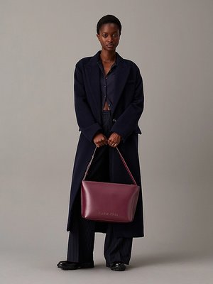 Embossed Logo střední kabelka – Calvin Klein Jeans, Vínová barva Ženy