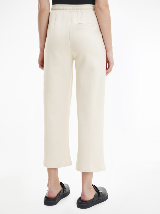 Calvin Klein, Bílá barva Micro logo tepláky