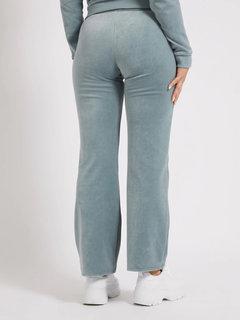 Modrá barva, G-charm logo tepláky