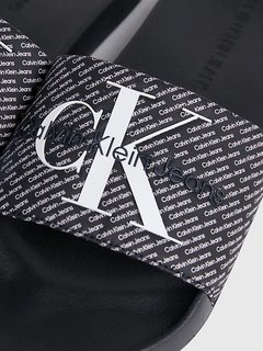 Černá barva, Slide pantofle