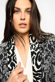 Módní 1Q102J8109-ZCB sako, 2020