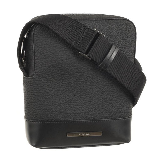 Calvin Klein Jeans – Modern Bar crossbody, Černá barva