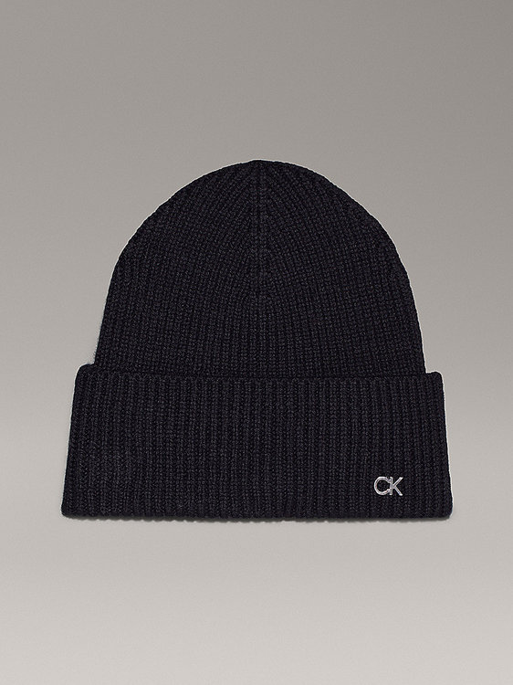 Calvin Klein Jeans – CK Metal čepice, Černá barva