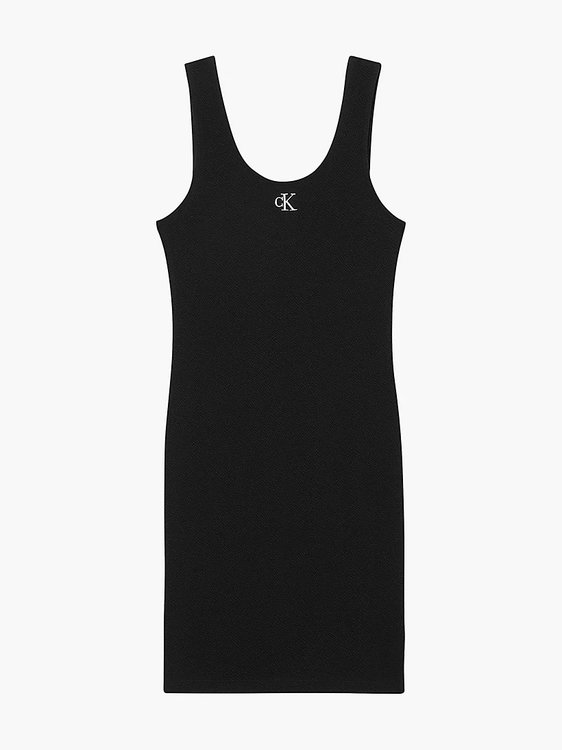 Černá barva, Slub strappy šaty