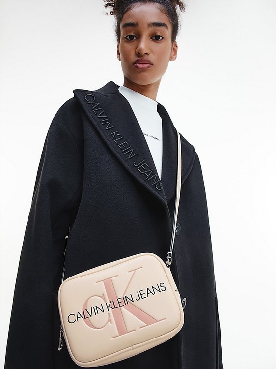 Luxusní K60K608373-AEO crossbody