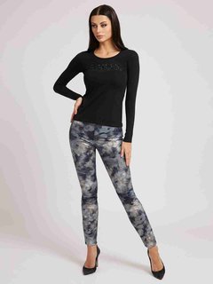 Černá barva, Astrelle triko