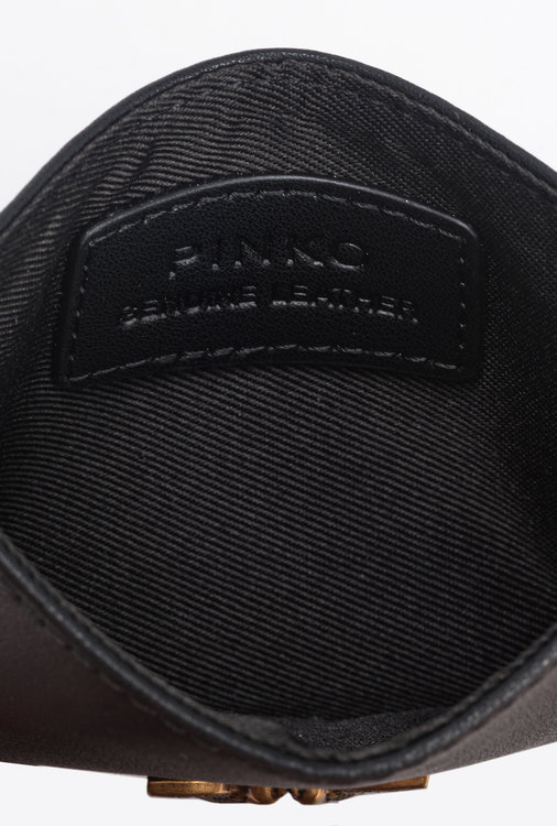 Černá barva, Pouzdro na karty