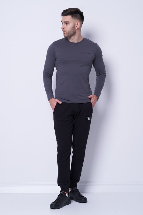 Módní Institutional triko, Šedá barva, 2021