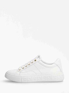 Bílá barva, Intrest tenisky 1