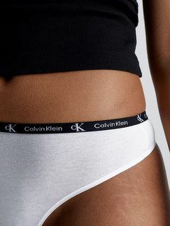 Multi barva, 1996 tanga 7ks