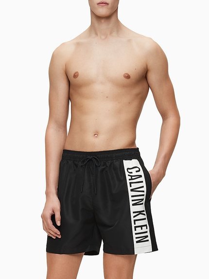 Módní Intense plavky, Černá barva, 2020