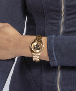 Růžové zlato barva, Tri Plaque hodinky